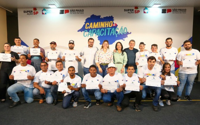 Novos profissionais de Birigui participaram da formatura do Caminho da Capacitação