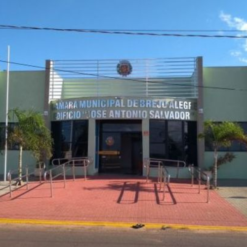Crise política em Brejo Alegre envolve dois processos distintos: denúncia na Câmara e ação judicial questionam posse de prefeito interino